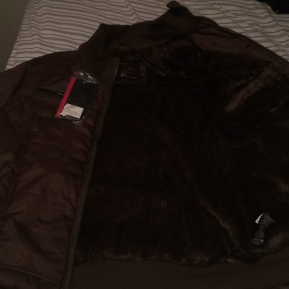 Coat - Picture 4 of 5